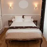 Hotel Jean Moet 4*