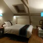 Jean Moet Hotel