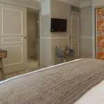 Отель Jean Moet 4*