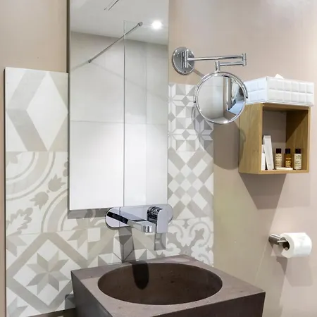 Jean Moet Hotel 4*
