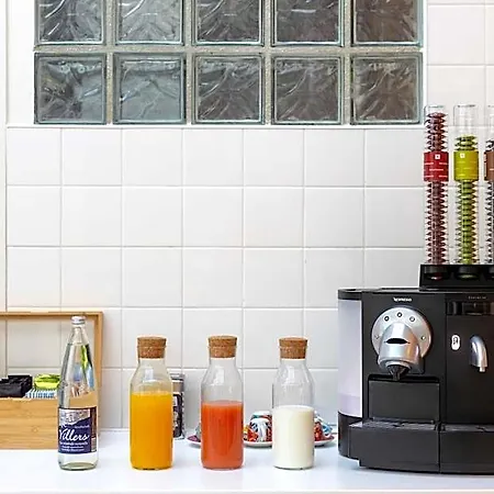 Jean Moet Hotel