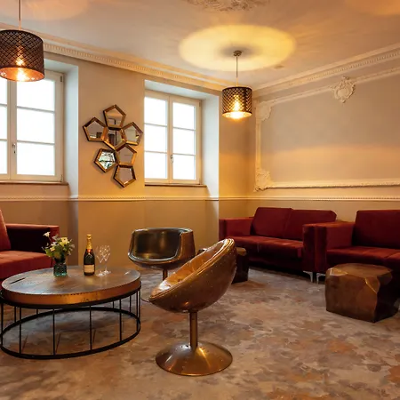Hotel Jean Moet 4*