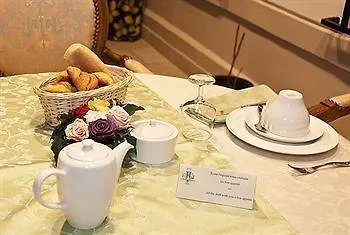 Jean Moët Hotel