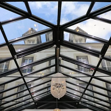 Jean Moet מלון 4*