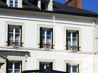 Hotel Jean Moet 4*