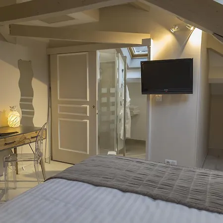 Jean Moet Hotel
