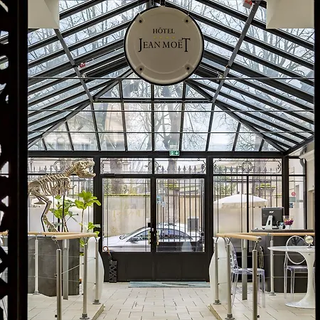 Hotel Jean Moet